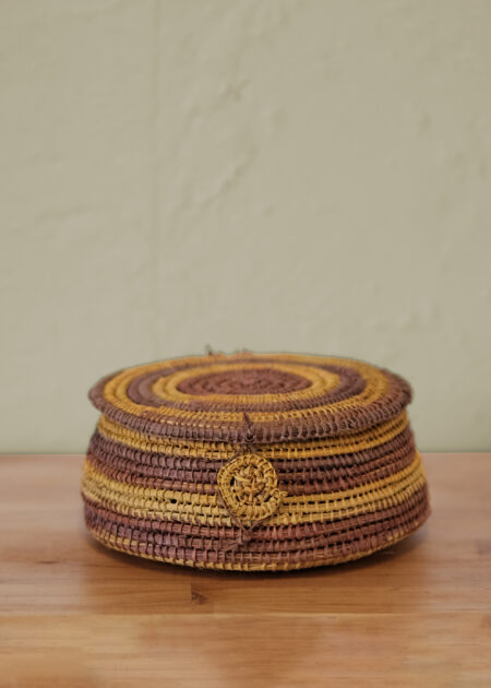 ELIZABETH  RUKARRIWUY GARRAWURRA <br><I>Gunga bathi (pandanus basket) with Lid</I>