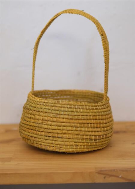 ROSLYN  MARKAPUY <br><I>Gunga bathi (pandanus basket)</I>